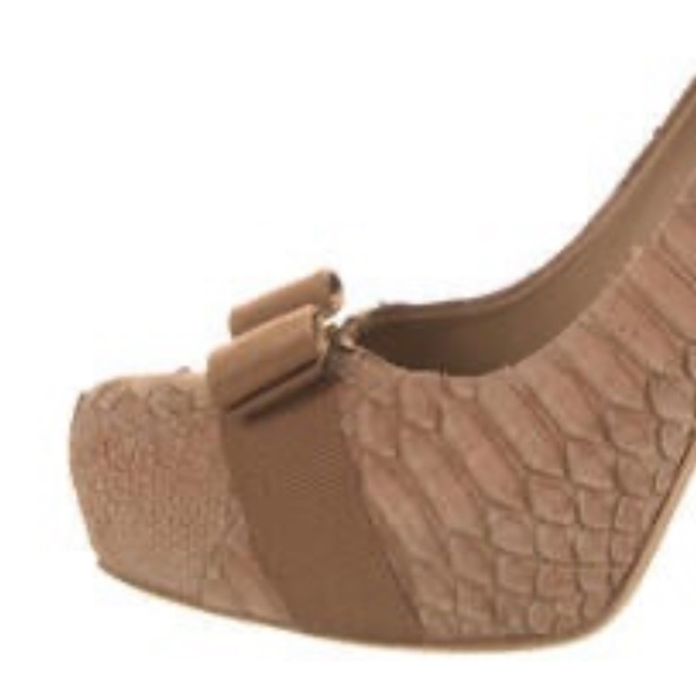 Salvatore Ferragamo Python pumps - Picture 11 of 12